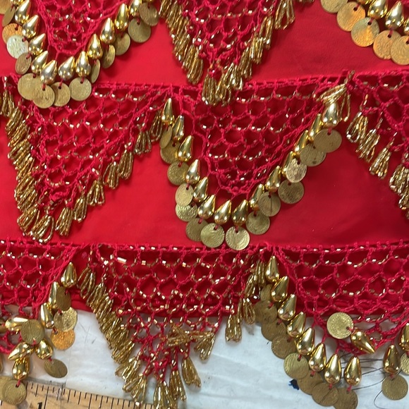Red deluxe belly dancing scarf/belt gold coins and teardrop beads - Picture 6 of 9